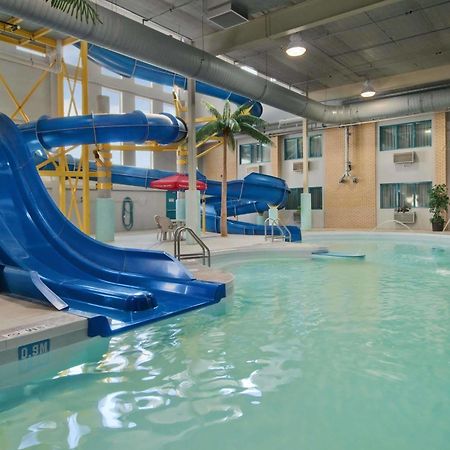 Travelodge By Wyndham Winnipeg Airport Bagian luar foto