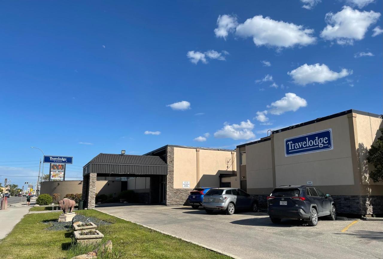Travelodge By Wyndham Winnipeg Airport Bagian luar foto