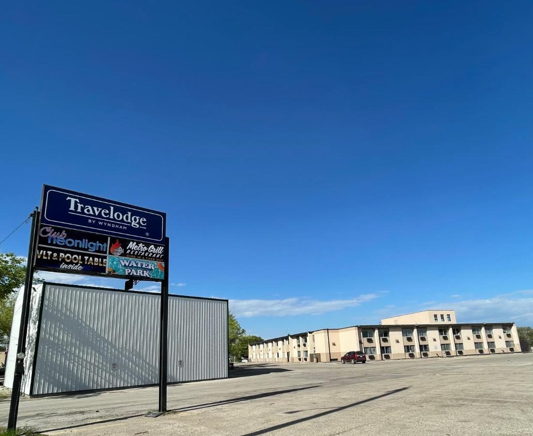 Travelodge By Wyndham Winnipeg Airport Bagian luar foto